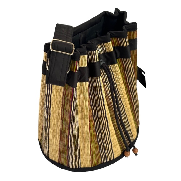 Vintage Bucket Drawstring Straw Bag - Picture 2 of 8